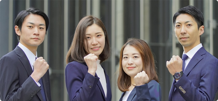 採用担当者